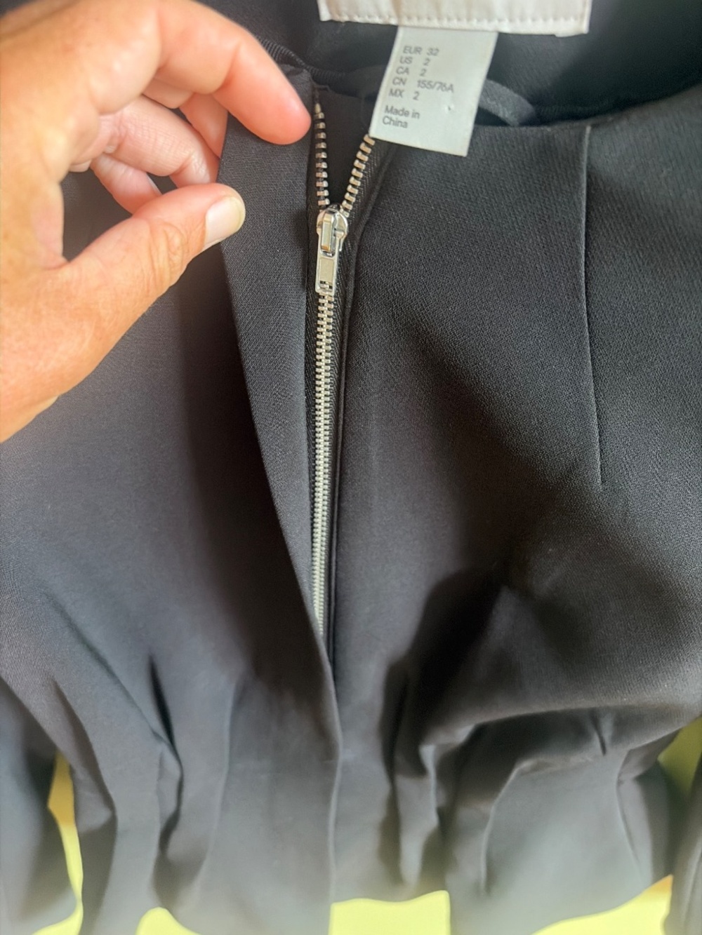 H&M Black Peplum Blazer - Picture 3 of 6